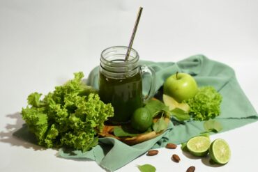 Sip Smart: Mastering the Art of Selecting Nutrient-Rich Green Juices green juice