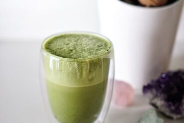 Matcha Recipes: 5 Ways to Enjoy This Nutrient-Packed Green Tea 3 MatchaLatteDairyFree2