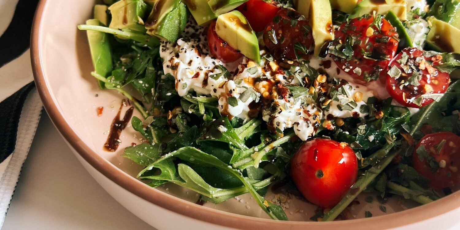 Wholesome Goodness: Nourish Your Palate with This Arugula Cottage Cheese Salad 6 ArugulaCottageCheeseSalad 6