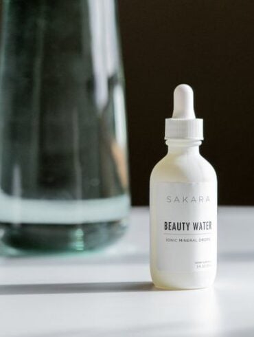 Sakara Beauty Water Drops Review: Are The Sakara Beauty Water Drops The Ultimate Wellness Upgrade? SakaraEatPretty ValerieAlvarez. 6 1