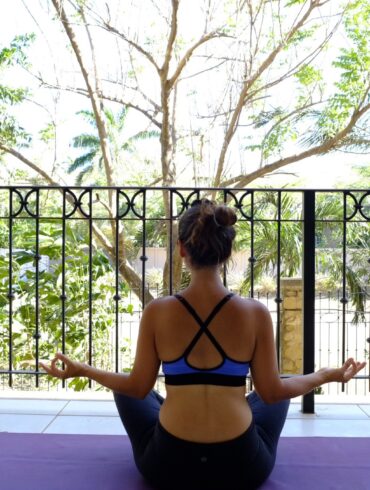 Wanderlust Wellness: Essential Tips for Staying Healthy and Happy While Traveling keeping fit travel4