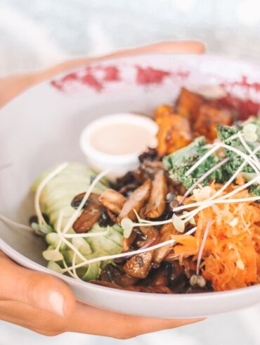 Your Guide to Making a Balanced Buddha Bowl 5 macrobowl